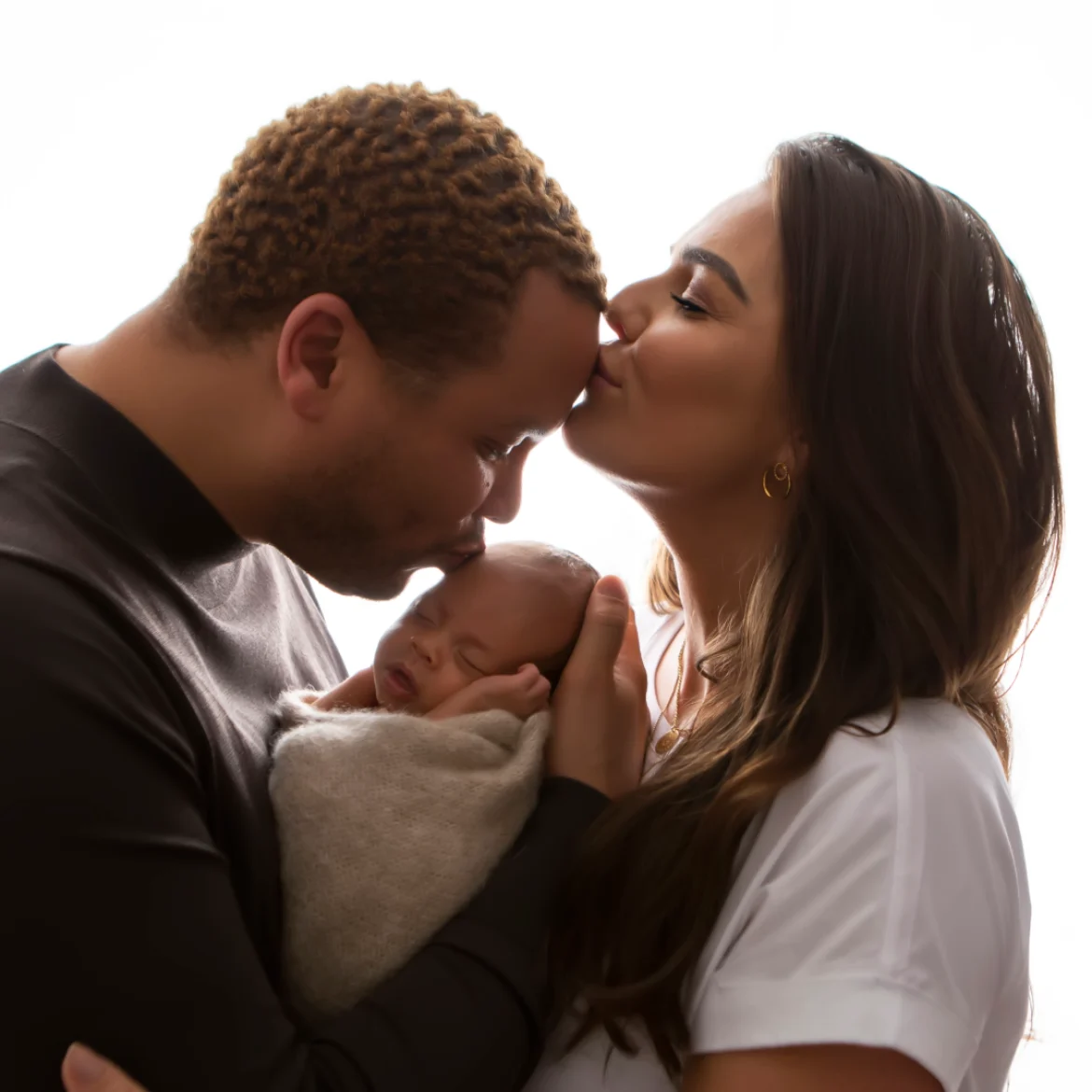 Laura Ponticorvo’s dochter kwam met 34 weken ter wereld met spoedkeizersnede: ‘Ik voelde me ontzettend schuldig’