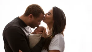 Laura Ponticorvo’s dochter kwam met 34 weken ter wereld met spoedkeizersnede: ‘Ik voelde me ontzettend schuldig’