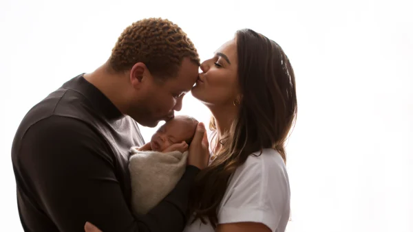 Laura Ponticorvo’s dochter kwam met 34 weken ter wereld met spoedkeizersnede: ‘Ik voelde me ontzettend schuldig’