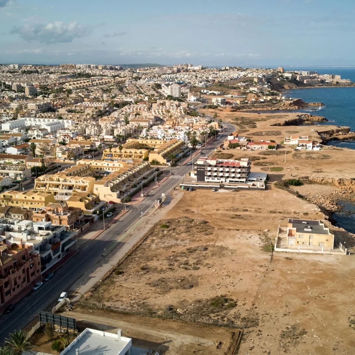 Nederlandse vrouw (50) steekt om zich heen in Spaanse kustplaats Torrevieja