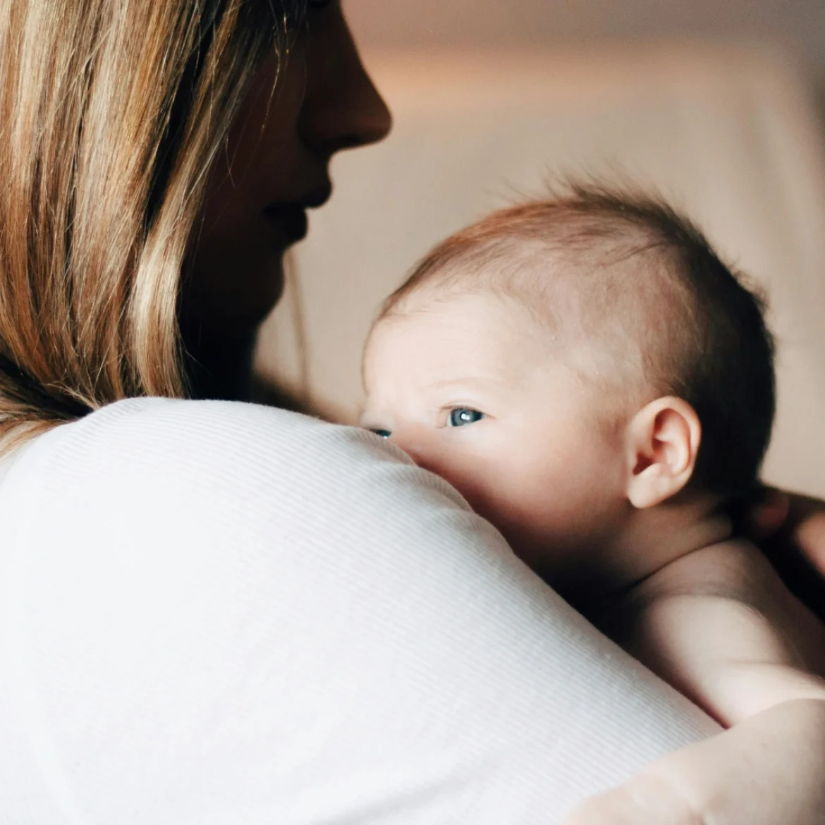 Kraamzorg onder zware druk: moeders en baby's krijgen vaak te weinig zorg