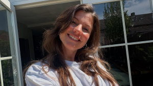 Thumbnail voor Veerle Hofkens is in verwachting én deelt nog een extra (veel te lieve) verrassing