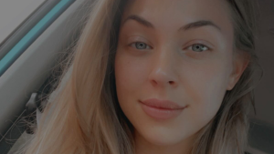 Thumbnail voor Fabiënne Bergmans won 10.000 euro in 'The Voice Kids': 'Kocht Louboutins en betaalde alles voor vrienden'