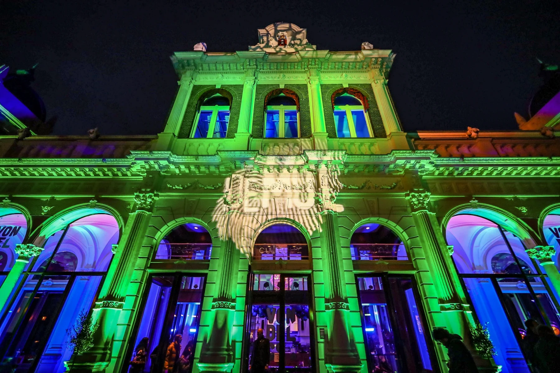 Gebouw finale Wie is de mol | finalisten