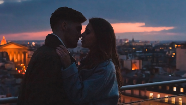 'Mijn hart klopt van opwinding, van opgebouwde spanning. Hij wil me en ik wil hem ook'