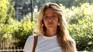 Thumbnail voor Oud en Nieuw? Nee bedankt, Lisa slaat het over: 'Mensen moeten altijd de gekste dingen plannen'