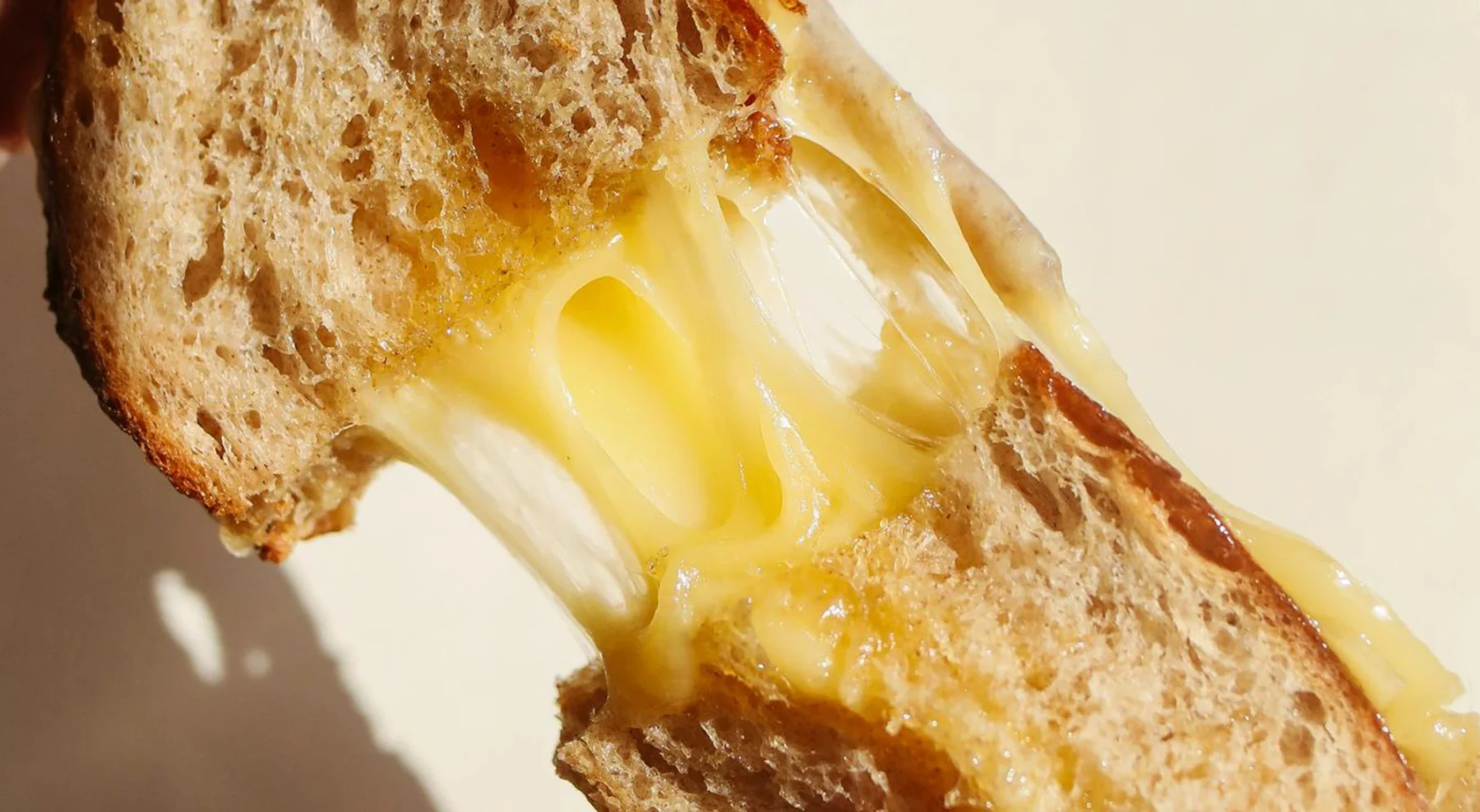 Broodje met gesmolten kaas