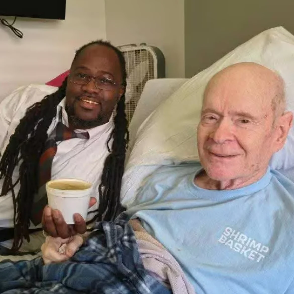 Chefkok redt leven van vaste gast (78) die plotseling niet meer in restaurant verschijnt