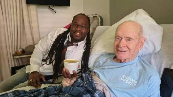 Chefkok redt leven van vaste gast (78) die plotseling niet meer in restaurant verschijnt