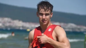 Thumbnail voor Jessica's zoon Jis (19) maakte een einde aan zijn leven: 'Hij was zo ziek dat hij liever dood wilde'