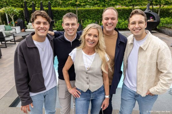 Frans Bauer: 'De kinderen worden groot, maar de zorgen niet minder'