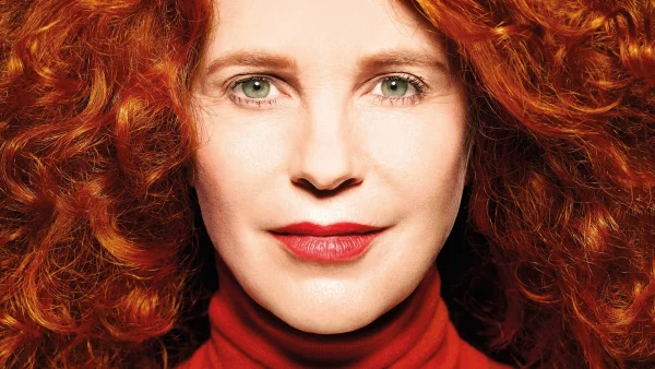 De coupe van Linda's oma: 'Vuurrood tot haar tachtigste, toen sloeg het over naar knaloranje'