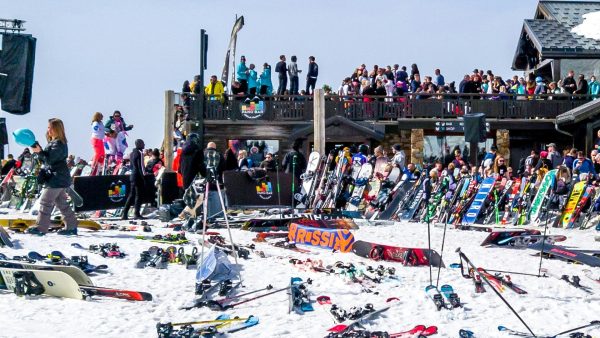 Chaos in Oostenrijks skioord: Nederlanders betrokken bij vechtpartij in après-skibar