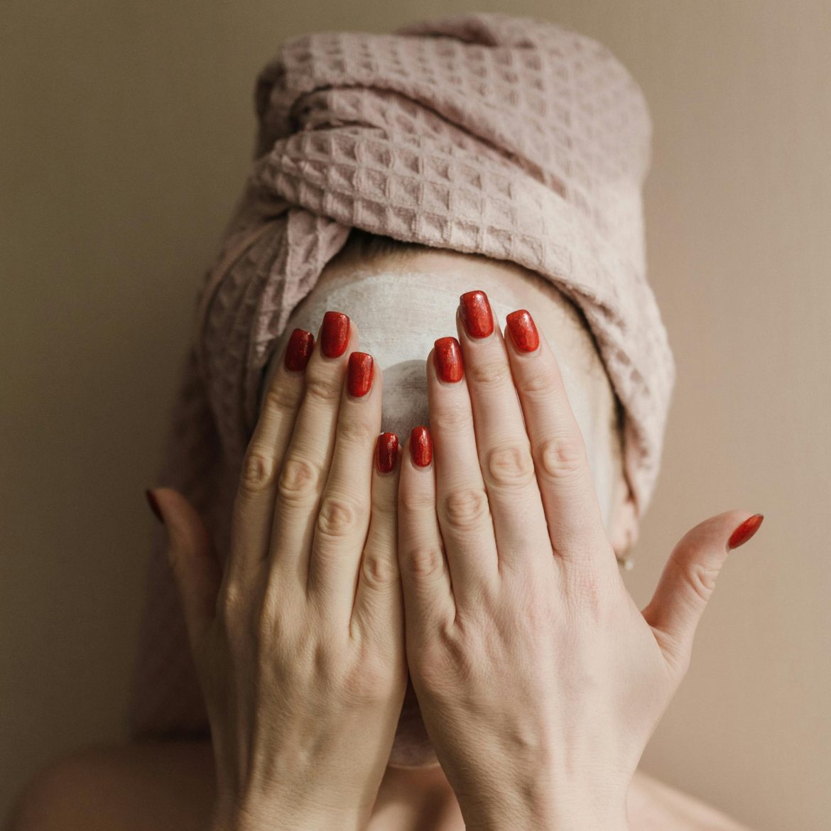 nageltrends 2026, rood, nagellak