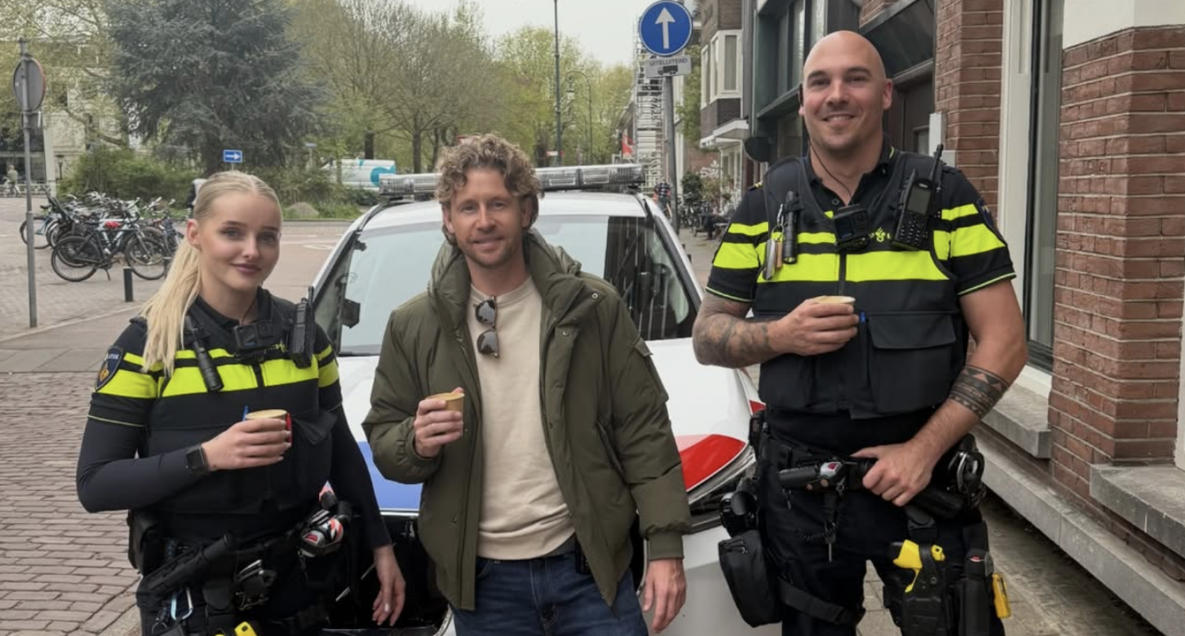 Hoofdagent Maikel uit 'Bureau Utrecht' houdt blijvend letsel na ongeluk: 'Kinderen dachten dat ik do