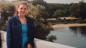 Thumbnail voor Hella moest behandeling van haar dochter Sylvana (34) stopzetten: 'Je tekent het doodvonnis van je eigen kind'