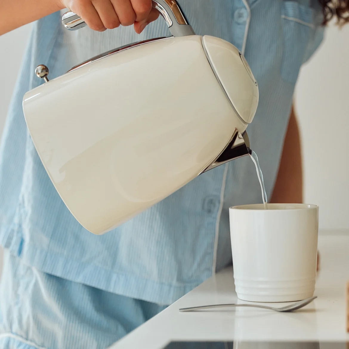 waterkoker vies water