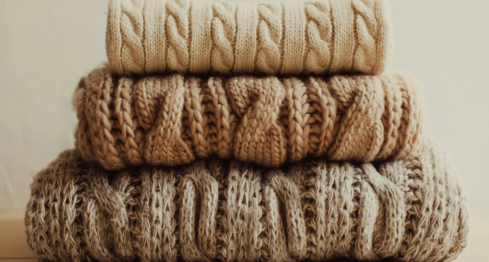 Wollen trui in sneeuw