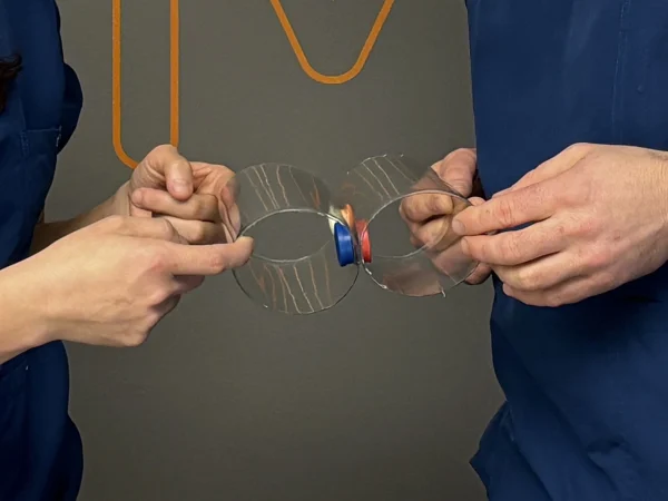 Magneten piercing challenge