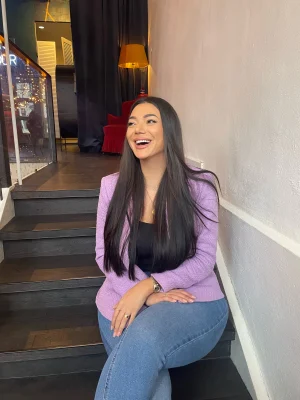 Thumbnail voor 'Je bent meer dan wat je gedaan hebt': dít is tbs-psycholoog Merri, onze nieuwe columnist