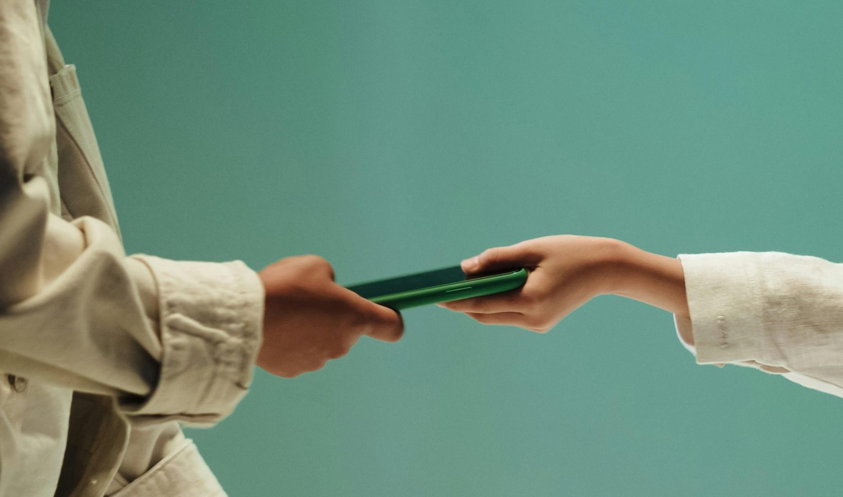 online buitensluiten kind, telefoon, handen