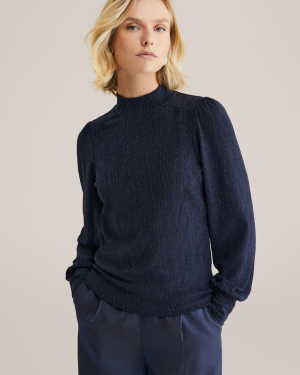 alternatief donker blauwe blouse van Máxima