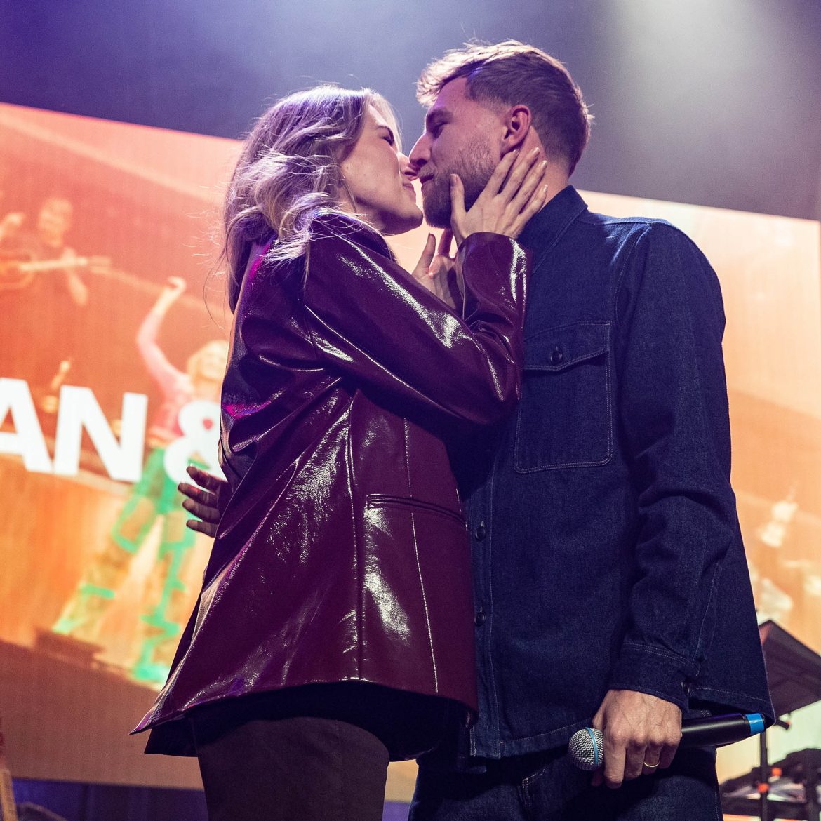 Suzan & Freek winnen prestigieuze Popprijs, Freek geeft emotionele speech: 'Eerst geloven, dán zien'