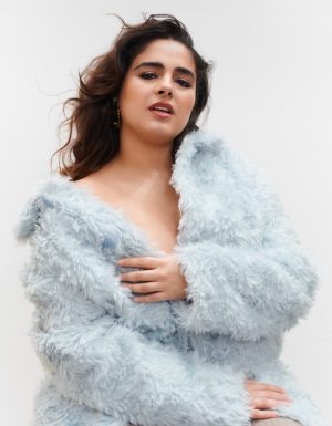 Thumbnail voor Zangeres Numidia deelt voor- en nabeelden van haar neusoperatie: 'Nog nooit zoveel zuurstof gehad'