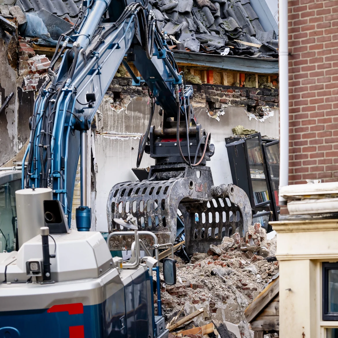 Bij de gasexplosie die afgelopen donderdag plaatsvond in Utrecht zijn Pepijn en zijn partner hun huis volledig kwijtgeraakt. Normaal gesproken werkt zijn partner elke donderdag thuis, maar op de dag van de explosie was dat niet het geval. 