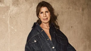 Thumbnail voor Isa Hoes en Marc-Marie Huijbregts haken aan bij 2016-trend: 'Ook wij moeten er aan geloven'