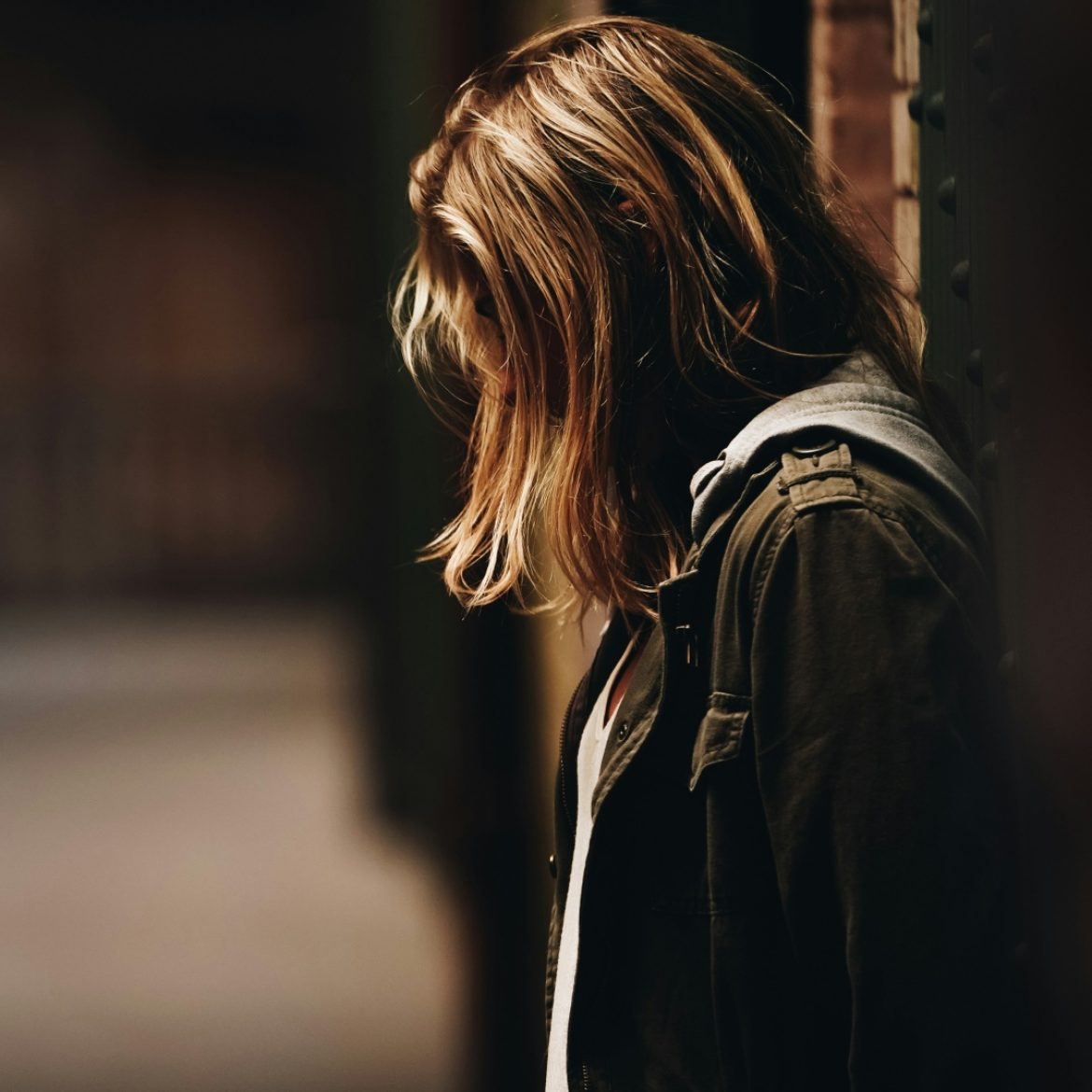 Meisje op straat | Mishandelingen op scholen