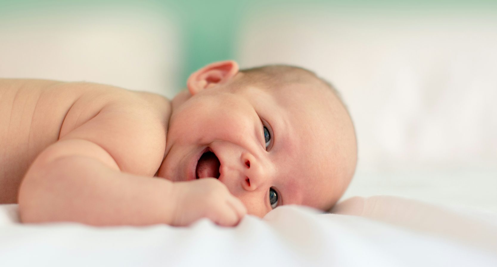 Baby op komst? Dít zijn de babynamentrends van dit jaar volgens experts