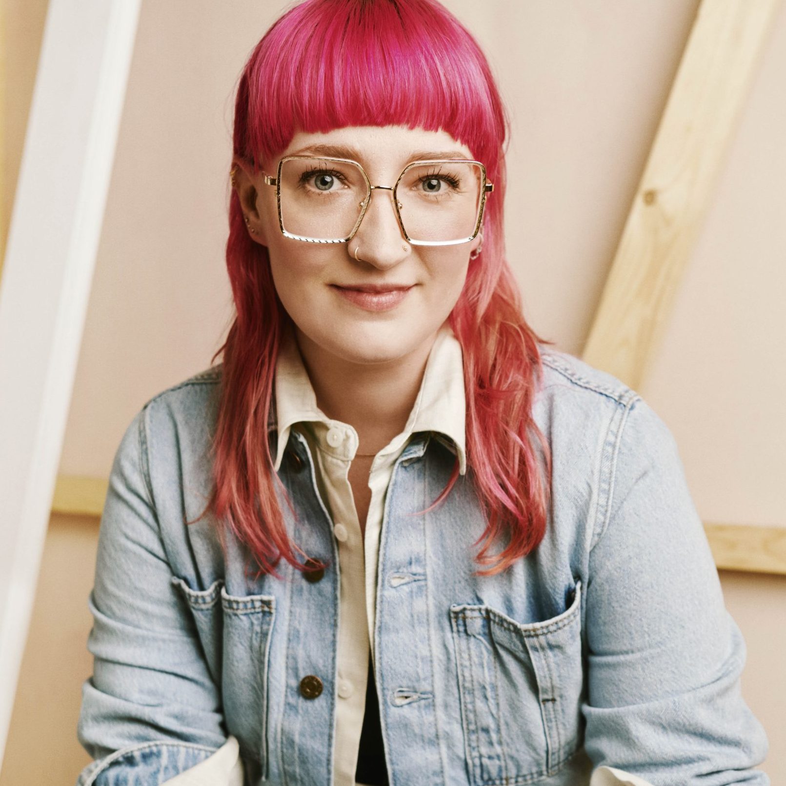 Evi (34) over haar helse verbouwing: ‘'s Nachts plaste ik in een emmer, omdat het zo gevaarlijk was’