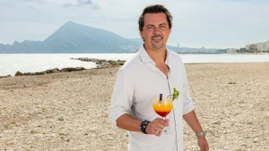 Thumbnail voor Mike Hansler gaat ervoor: hij en 'nieuwe aanwinst' Veerle wonen samen