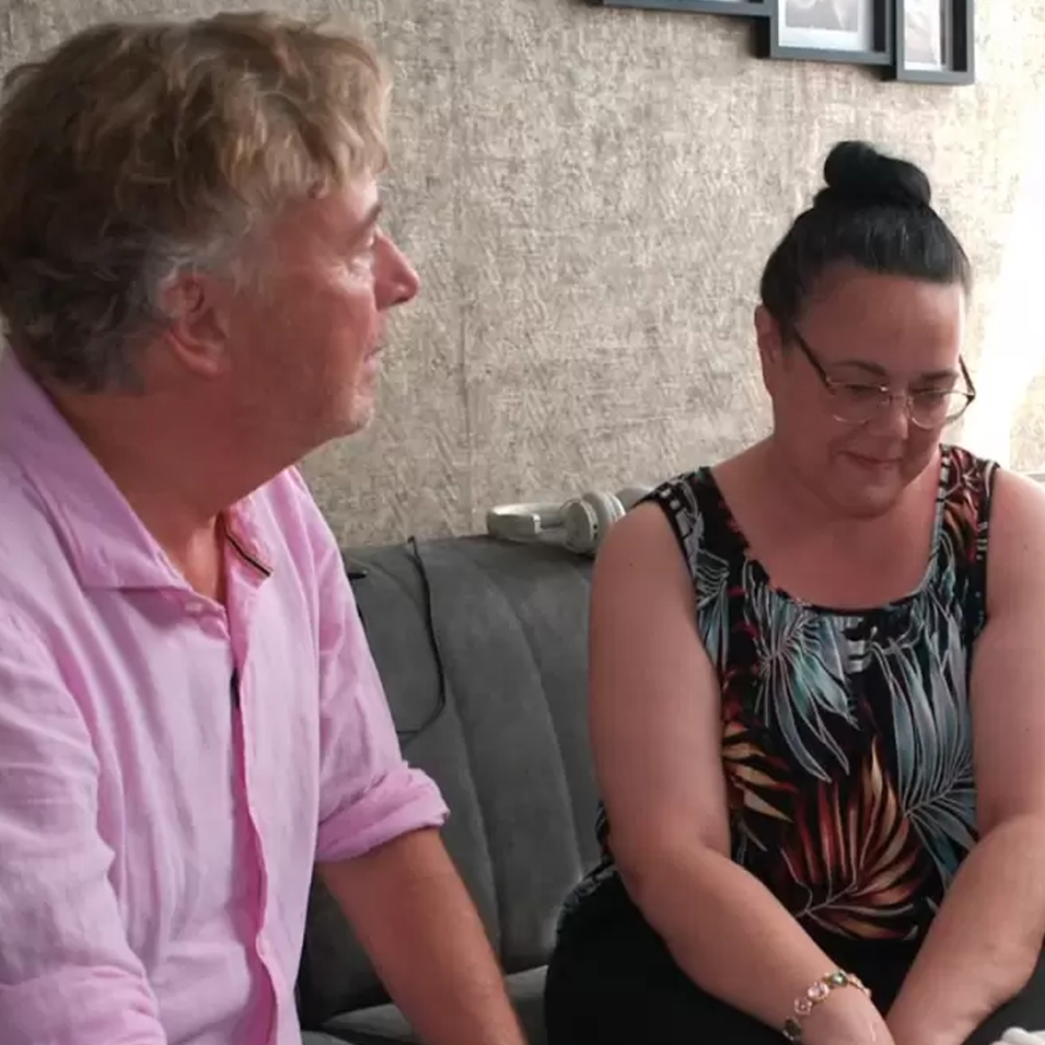 Nina had 3 jaar lang geen contact meer met haar ouders door ruzie over luier: 'Hij heeft hem bedreigd'