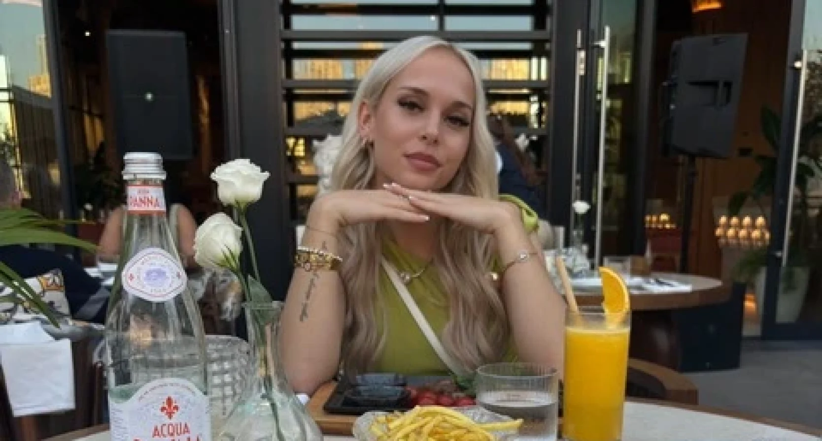 Nova begon op gymnasium, maar maakte school niet af