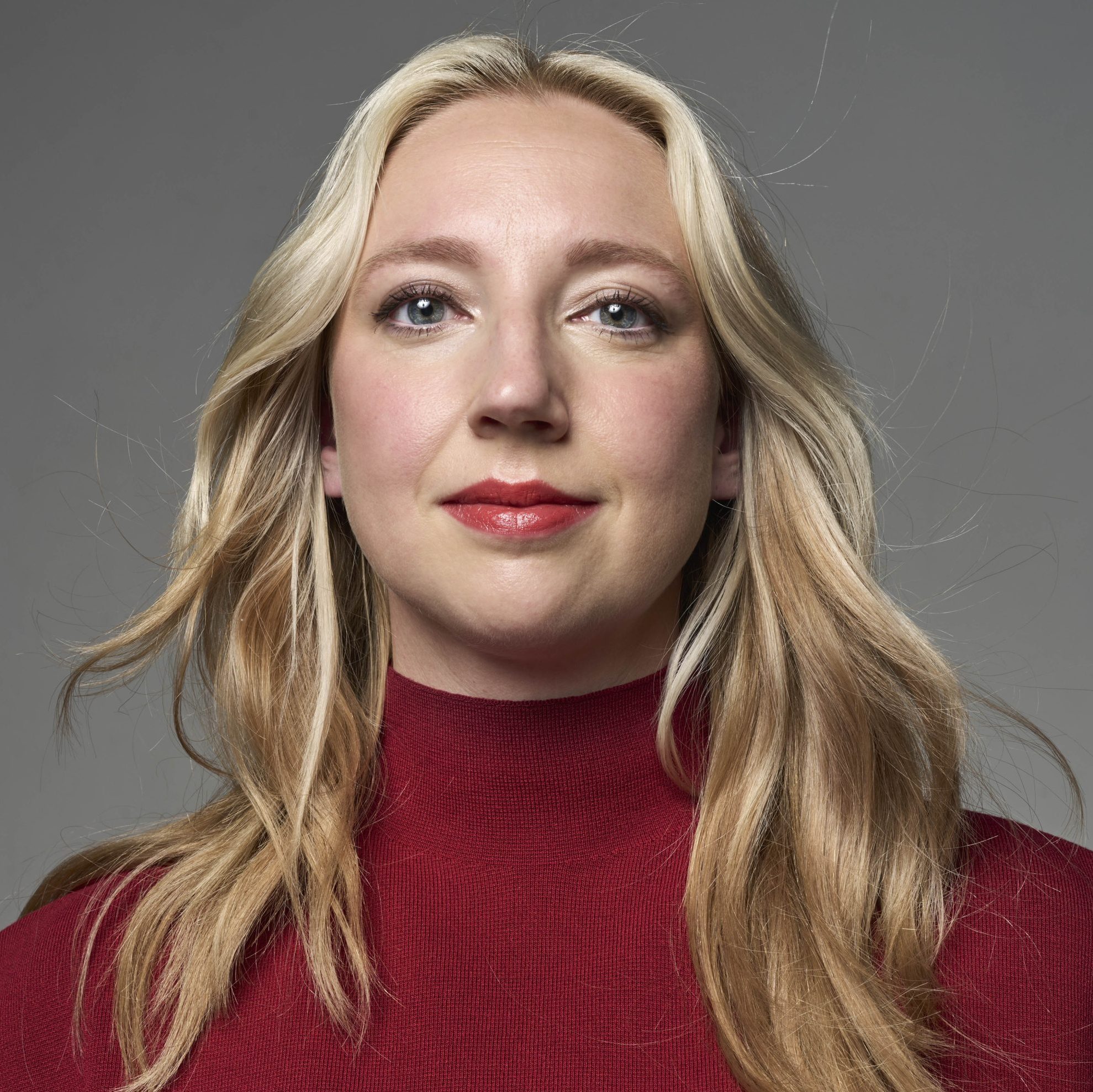 Kirsten (30): ‘Ik werd misbruikt door een vriendin van mijn moeder, nu pas zie ik hoe manipulatief ze is geweest’