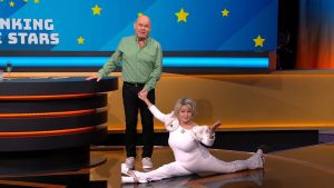 Marjan Strijbosch doet de spagaat in 'Ranking the Stars'