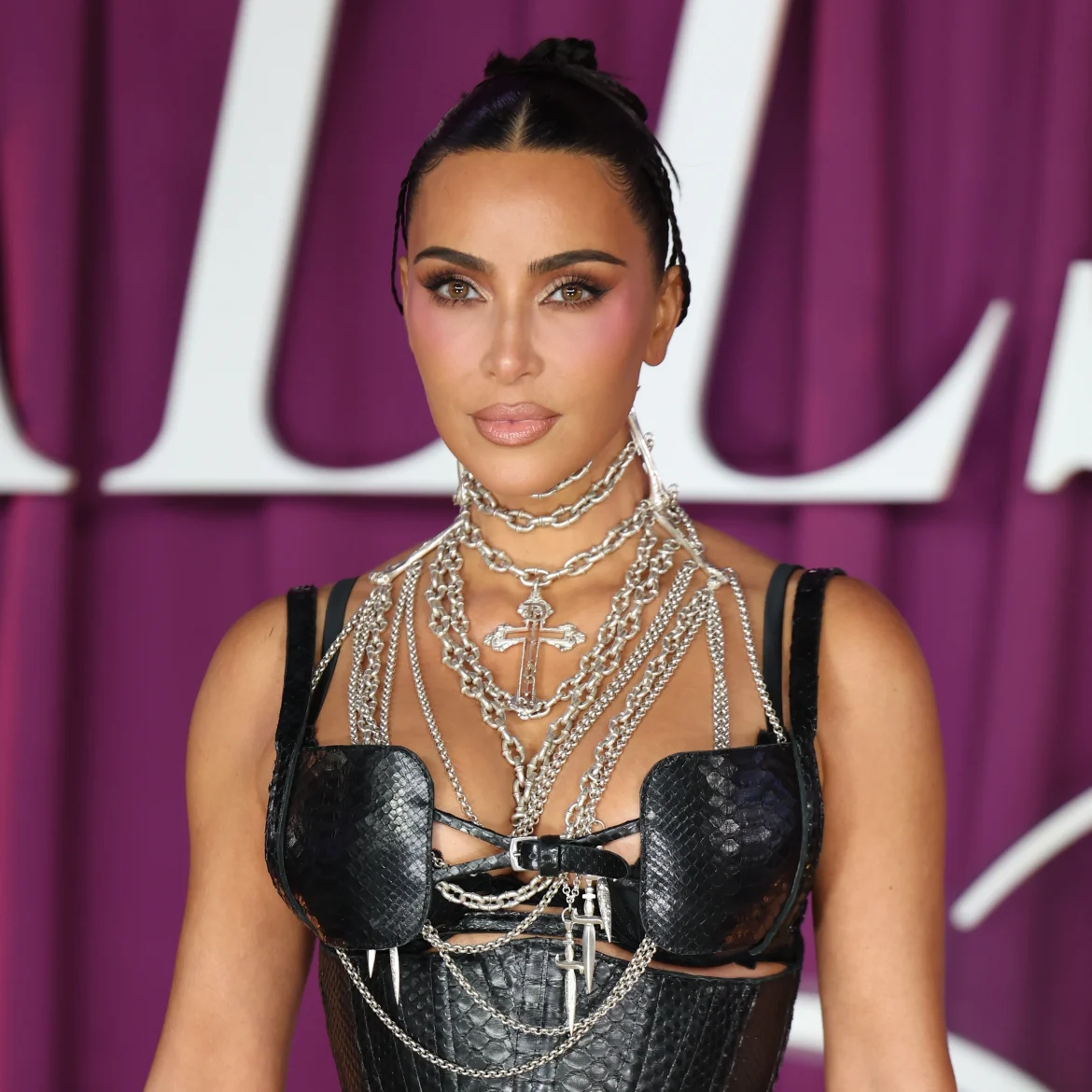 Kim Kardashian | Lewis