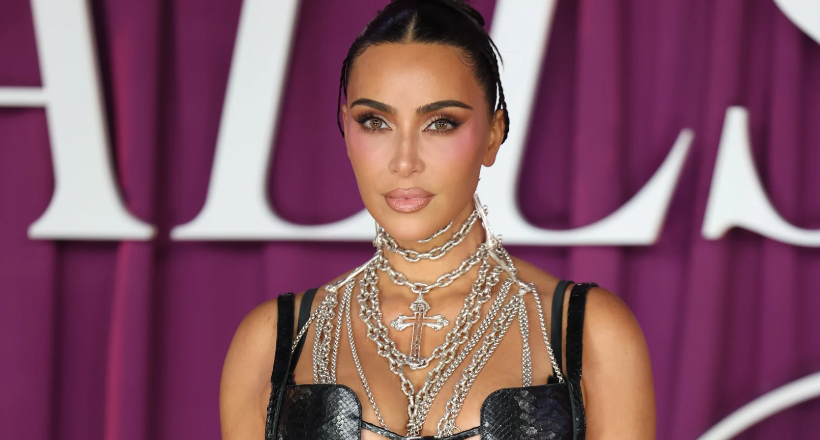 Kim Kardashian | Lewis