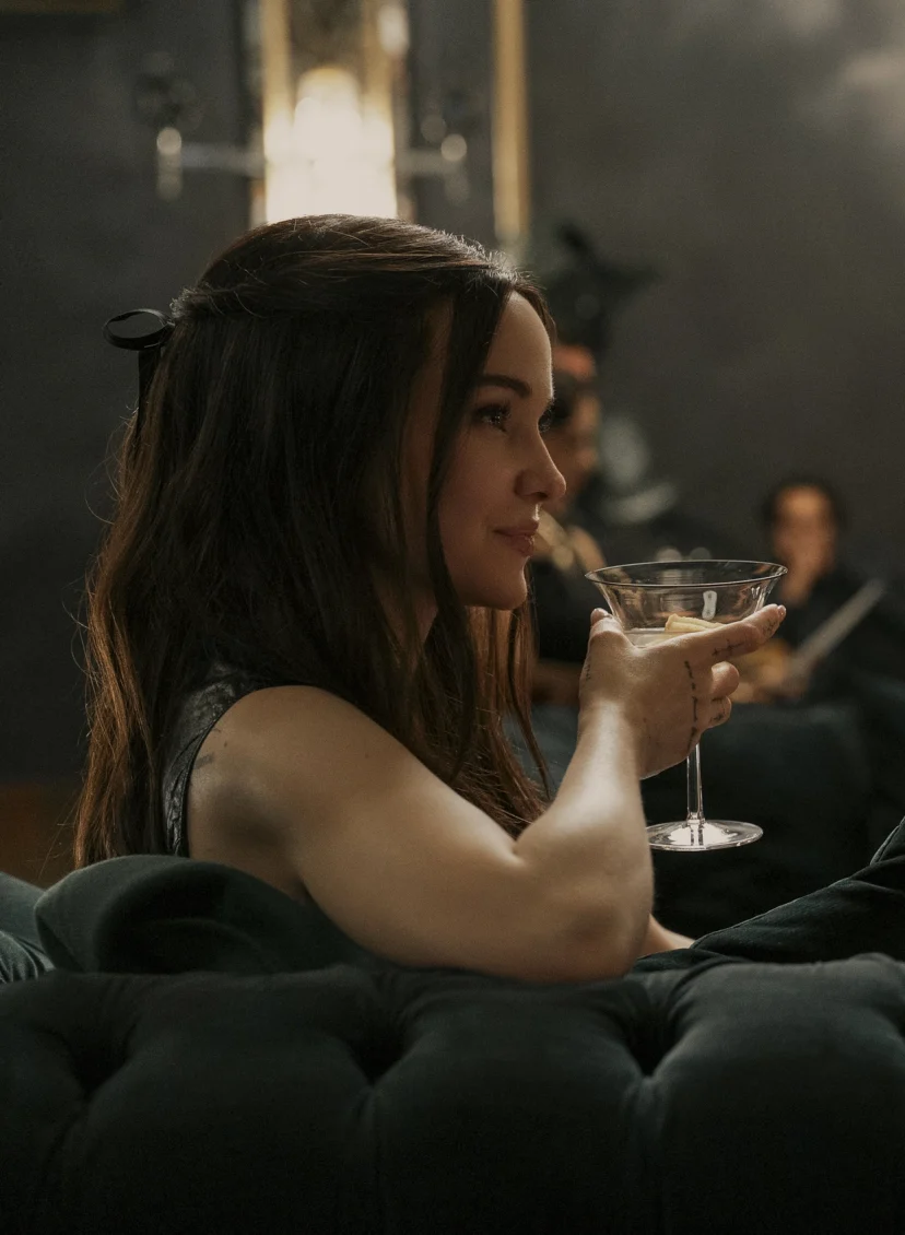 Erotische thrillerserie 56 days, beeld