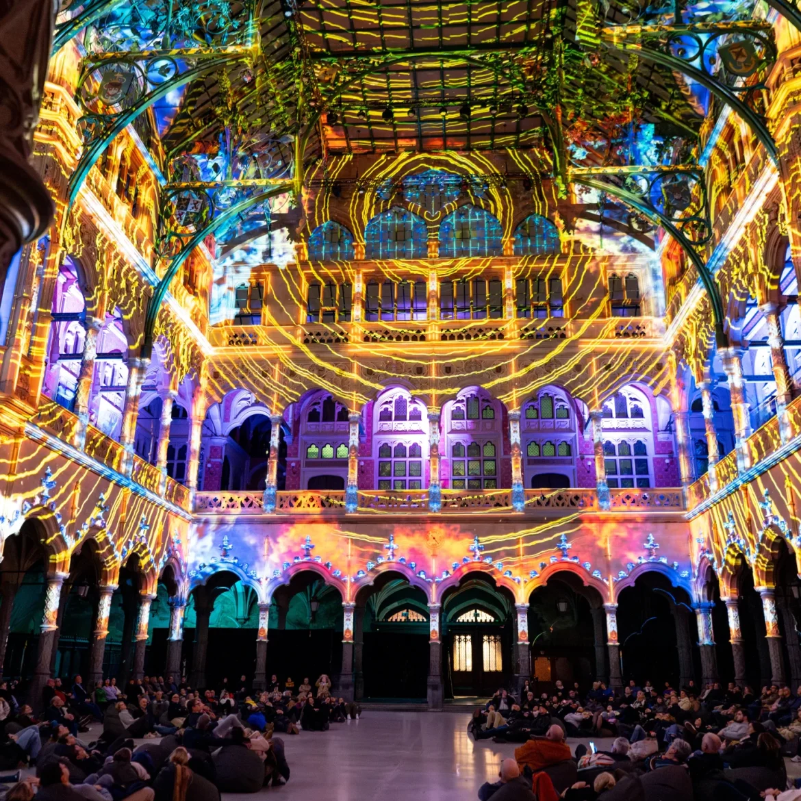audiovisuele ervaring in de oosterkerk in amsterdam, een van onze uitjes voor de voorjaarsvakantie