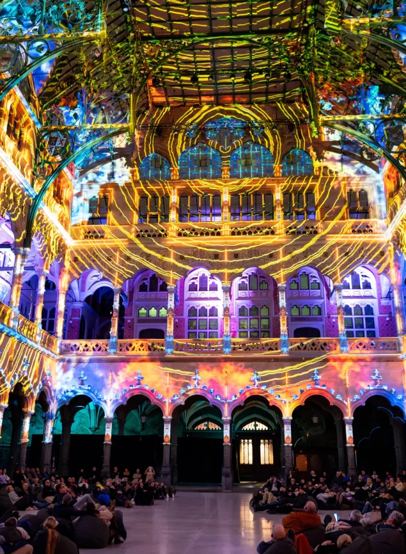 audiovisuele ervaring in de oosterkerk in amsterdam, een van onze uitjes voor de voorjaarsvakantie