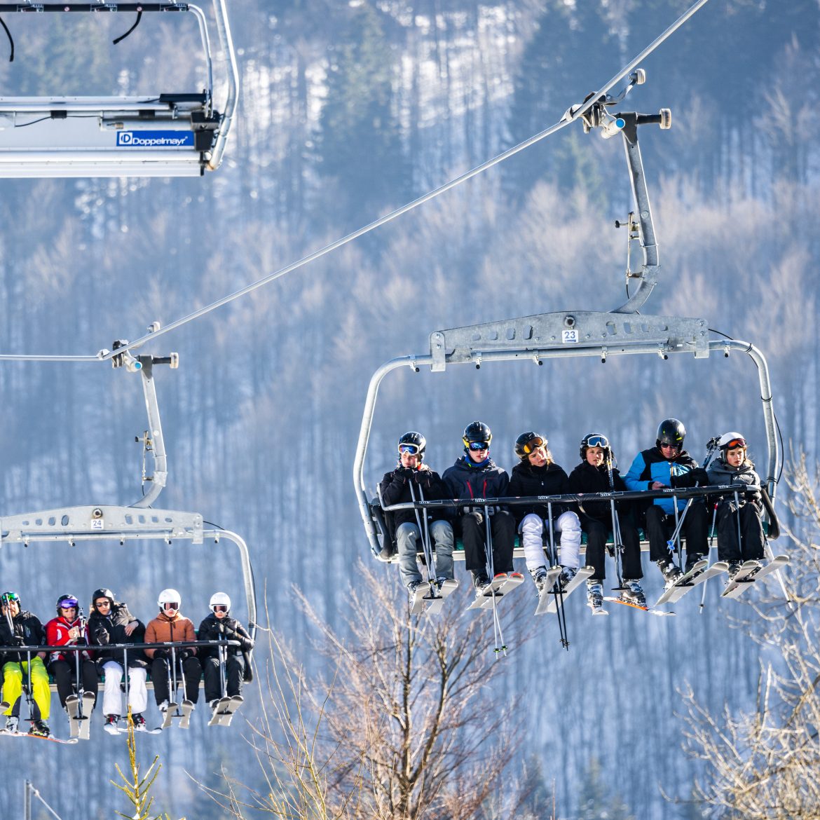 Wéér geweld tijdens après-ski in Oostenrijk: Belg (27) met kaakbreuk dankzij Nederlander