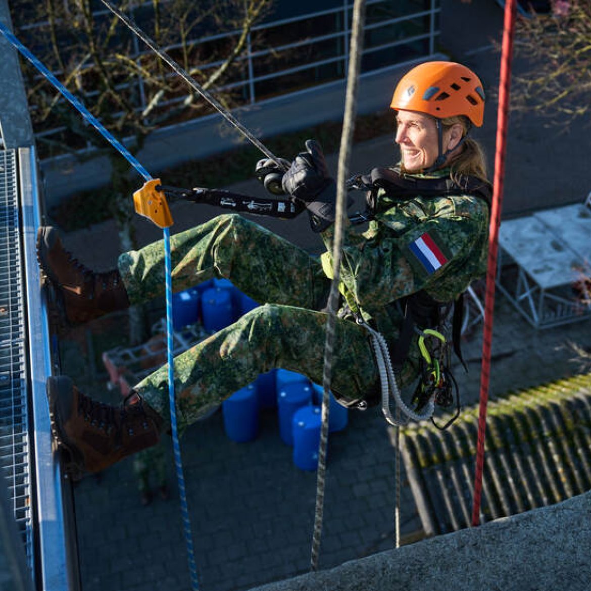 Koningin Máxima start opleiding tot reservist bij Defensie