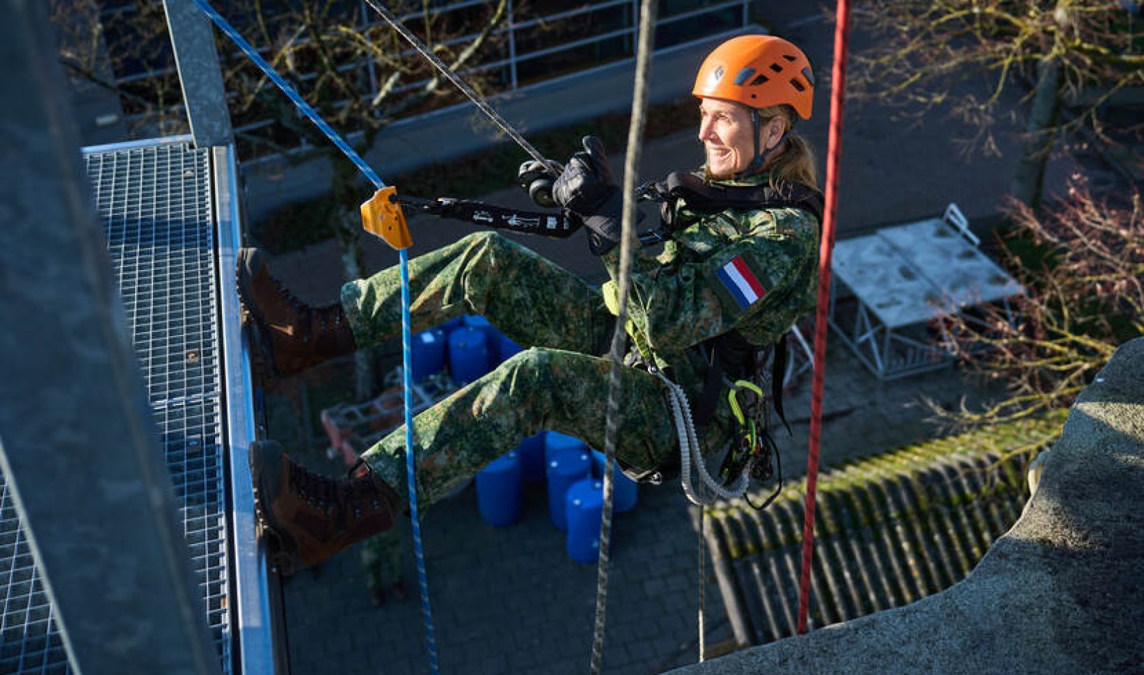 Koningin Máxima start opleiding tot reservist bij Defensie