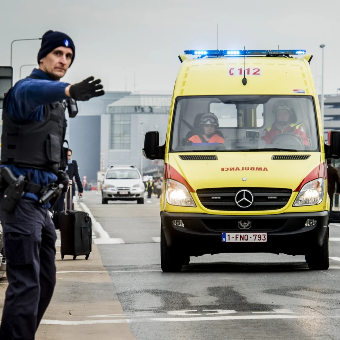 Belgische jongen (15) die in brand werd gestoken ontwaakt uit coma: 'Ik heb overal pijn'