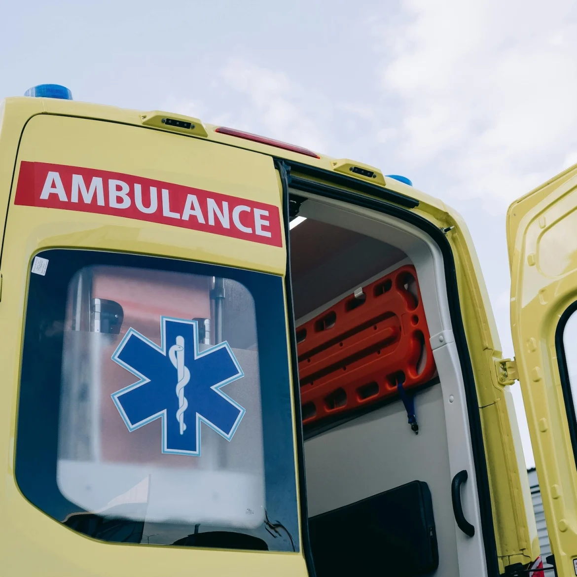 Twee minderjarige jongens overleden bij auto-ongeluk in Gorssel