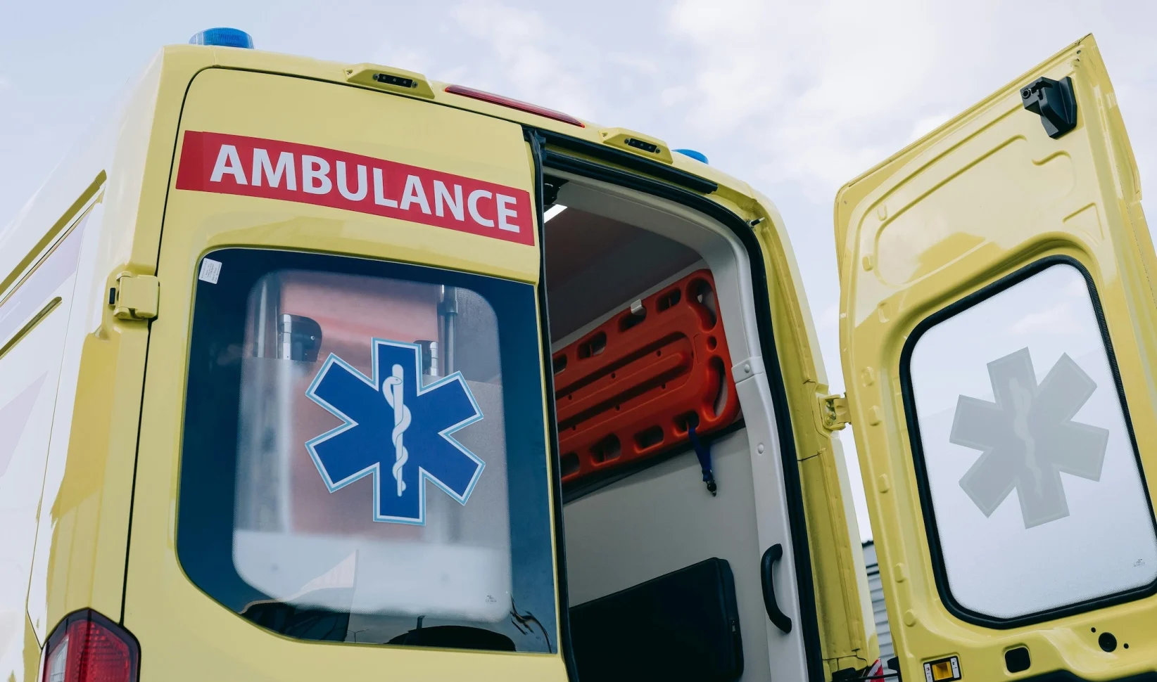 Twee minderjarige jongens overleden bij auto-ongeluk in Gorssel