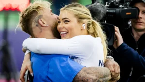 Thumbnail voor Jutta Leerdam en Jake Paul nemen boodschap op voor hun kinderen: 'Ook al zijn jullie nog niet geboren'